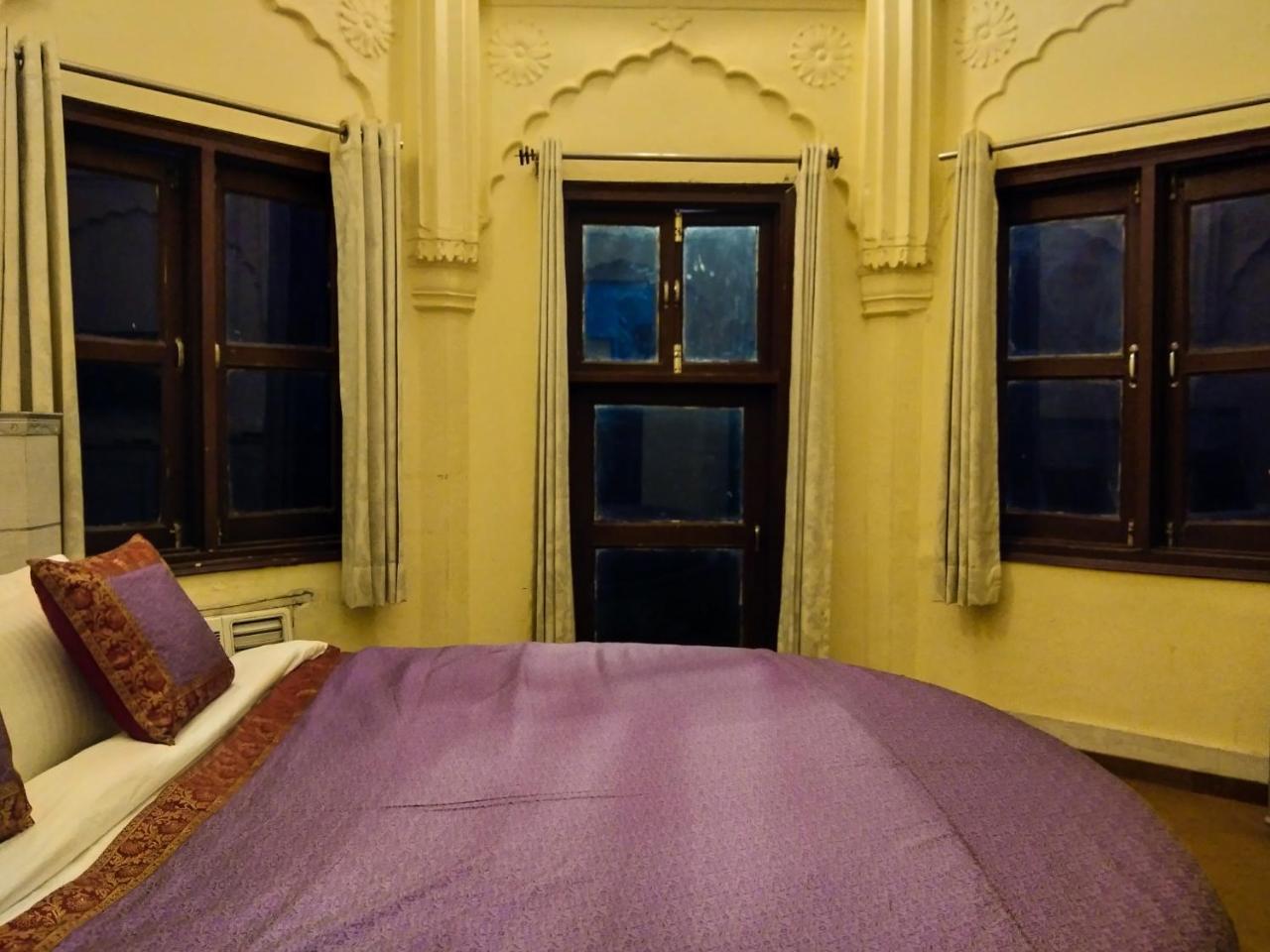 Dwivedi Hotels Hotel Elena Váránasí Exteriér fotografie