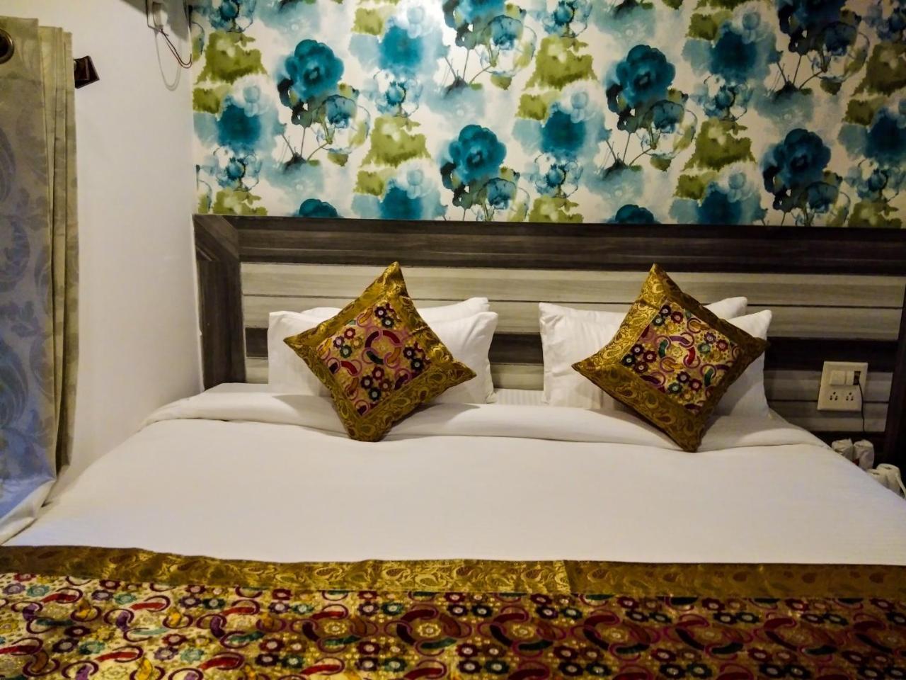 Dwivedi Hotels Hotel Elena Váránasí Exteriér fotografie