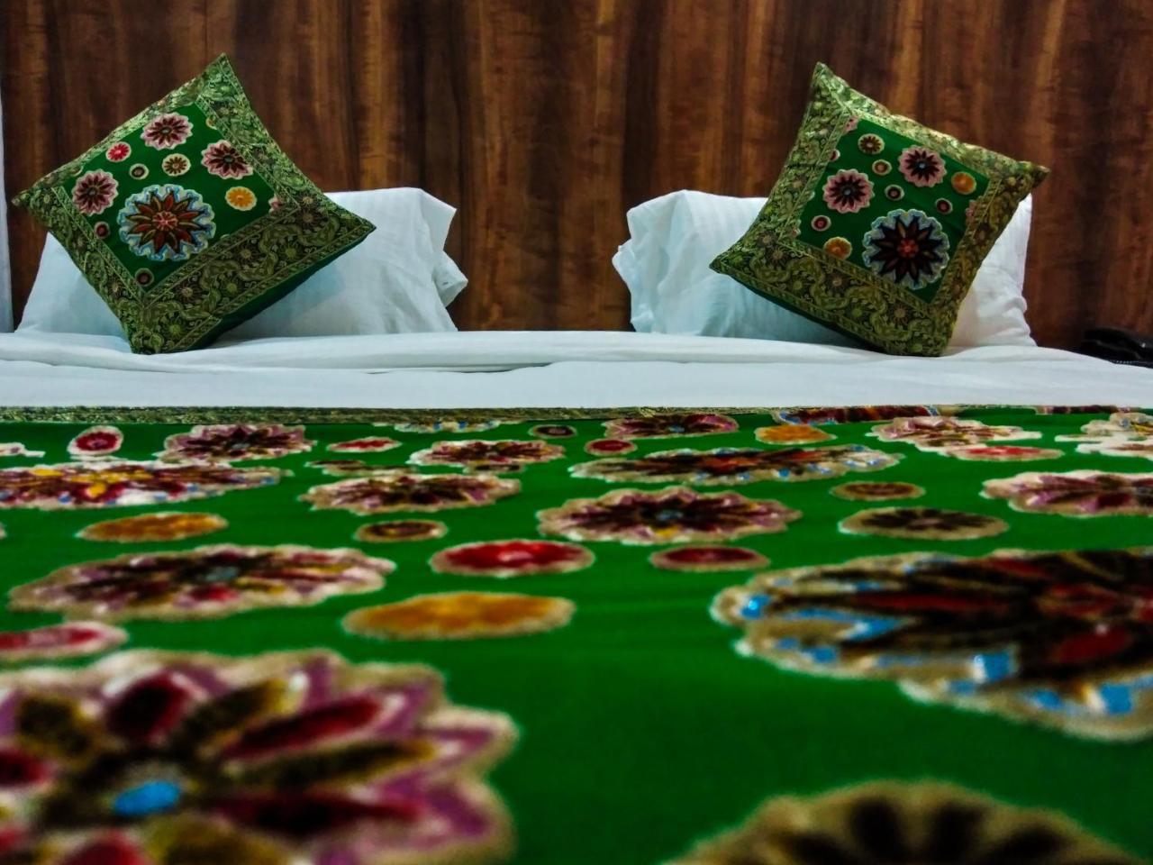 Dwivedi Hotels Hotel Elena Váránasí Exteriér fotografie